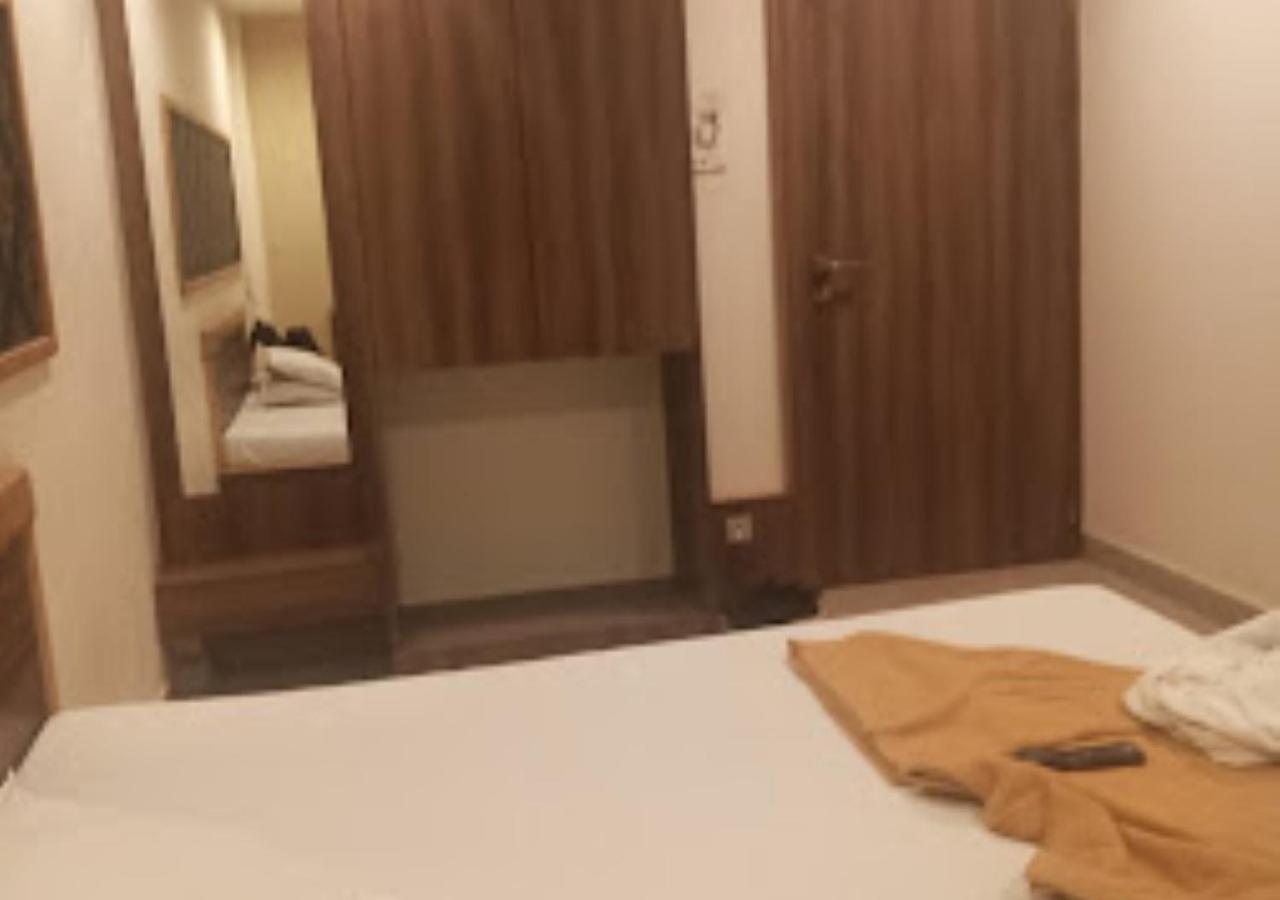 Hotel Jaltarang Kalmath Kankavali Екстер'єр фото