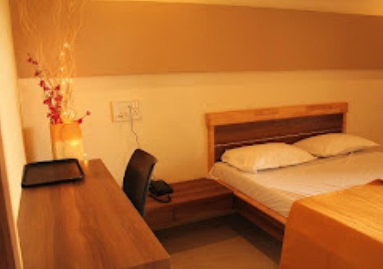 Hotel Jaltarang Kalmath Kankavali Екстер'єр фото