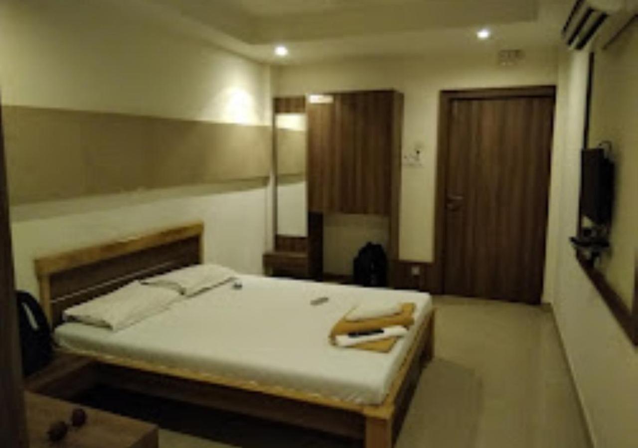 Hotel Jaltarang Kalmath Kankavali Екстер'єр фото