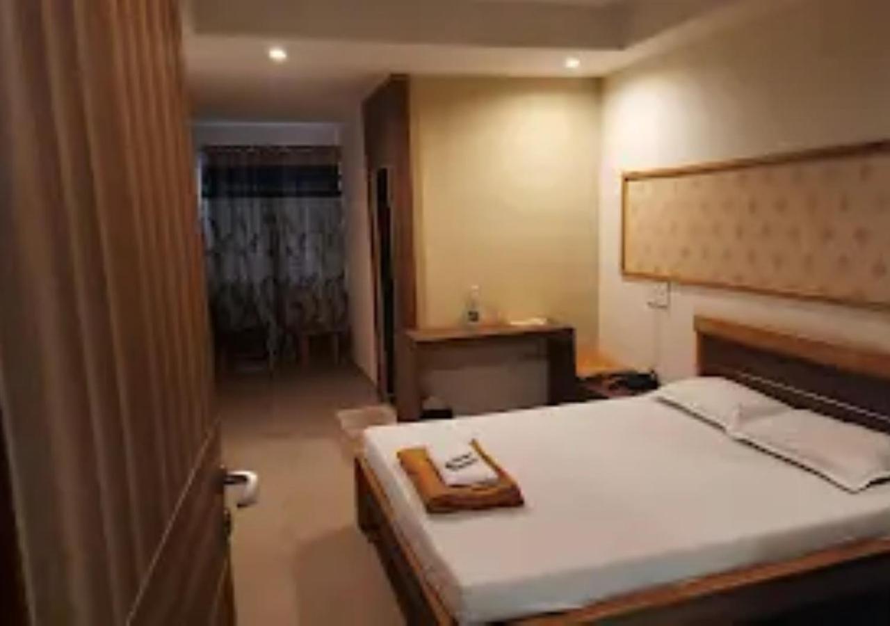 Hotel Jaltarang Kalmath Kankavali Екстер'єр фото