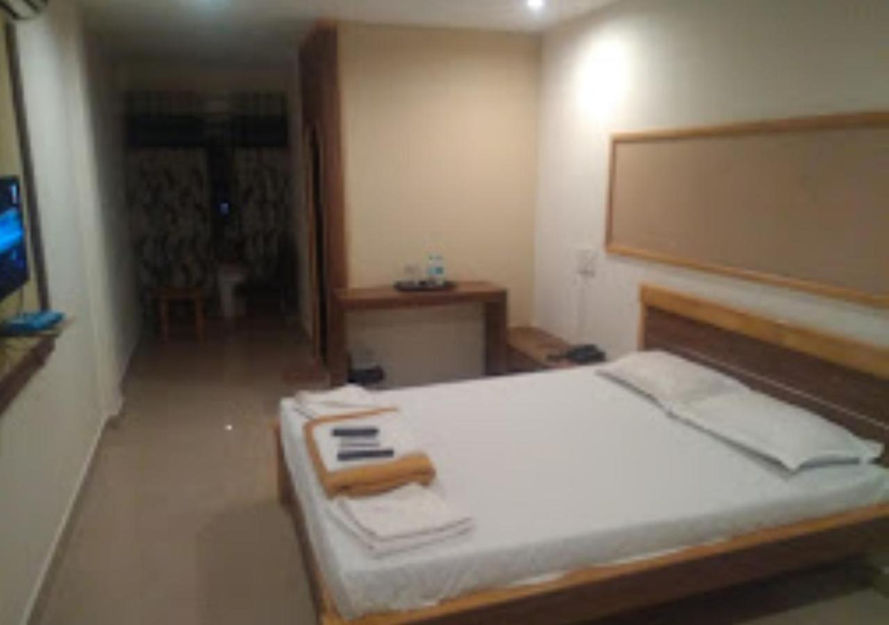 Hotel Jaltarang Kalmath Kankavali Екстер'єр фото