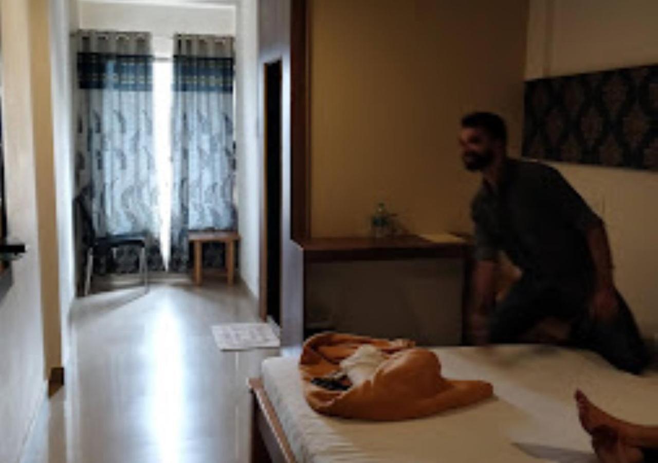 Hotel Jaltarang Kalmath Kankavali Екстер'єр фото